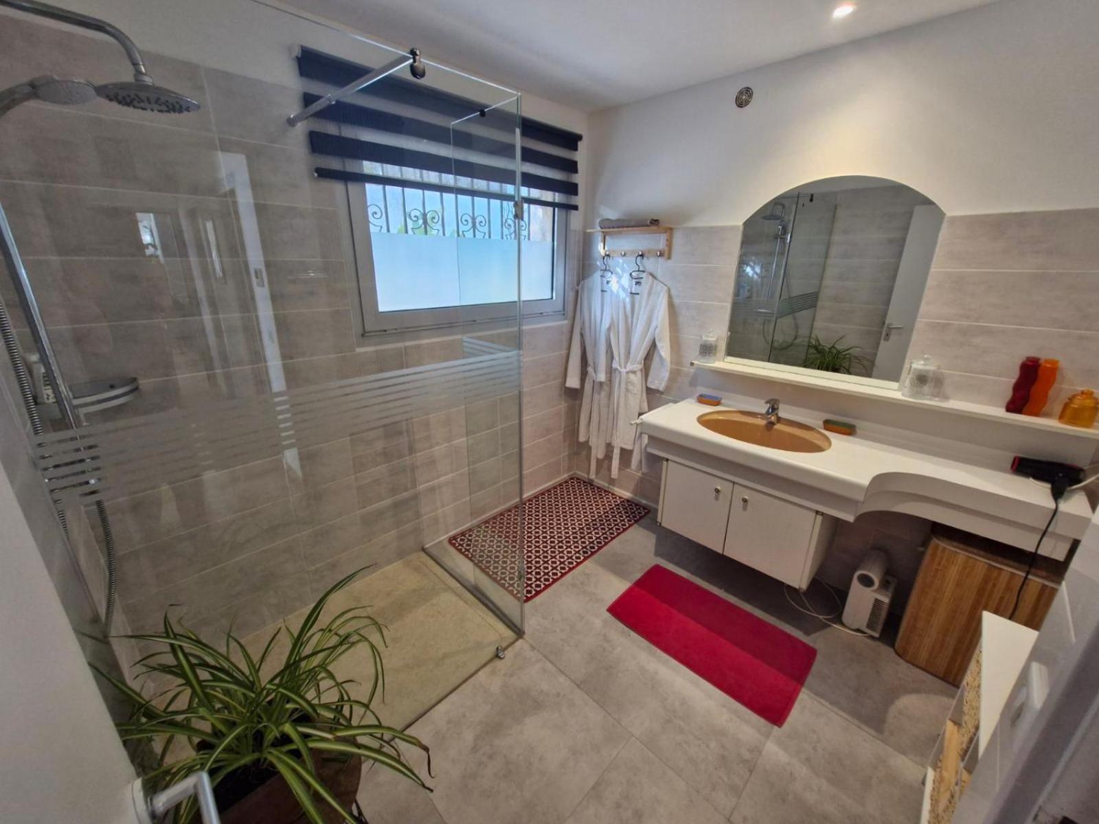 Villa Bella Sun&SPA, Piscine&jacuzzi privés, Suites d'Exception Exclusivement Couple Agde Extérieur photo