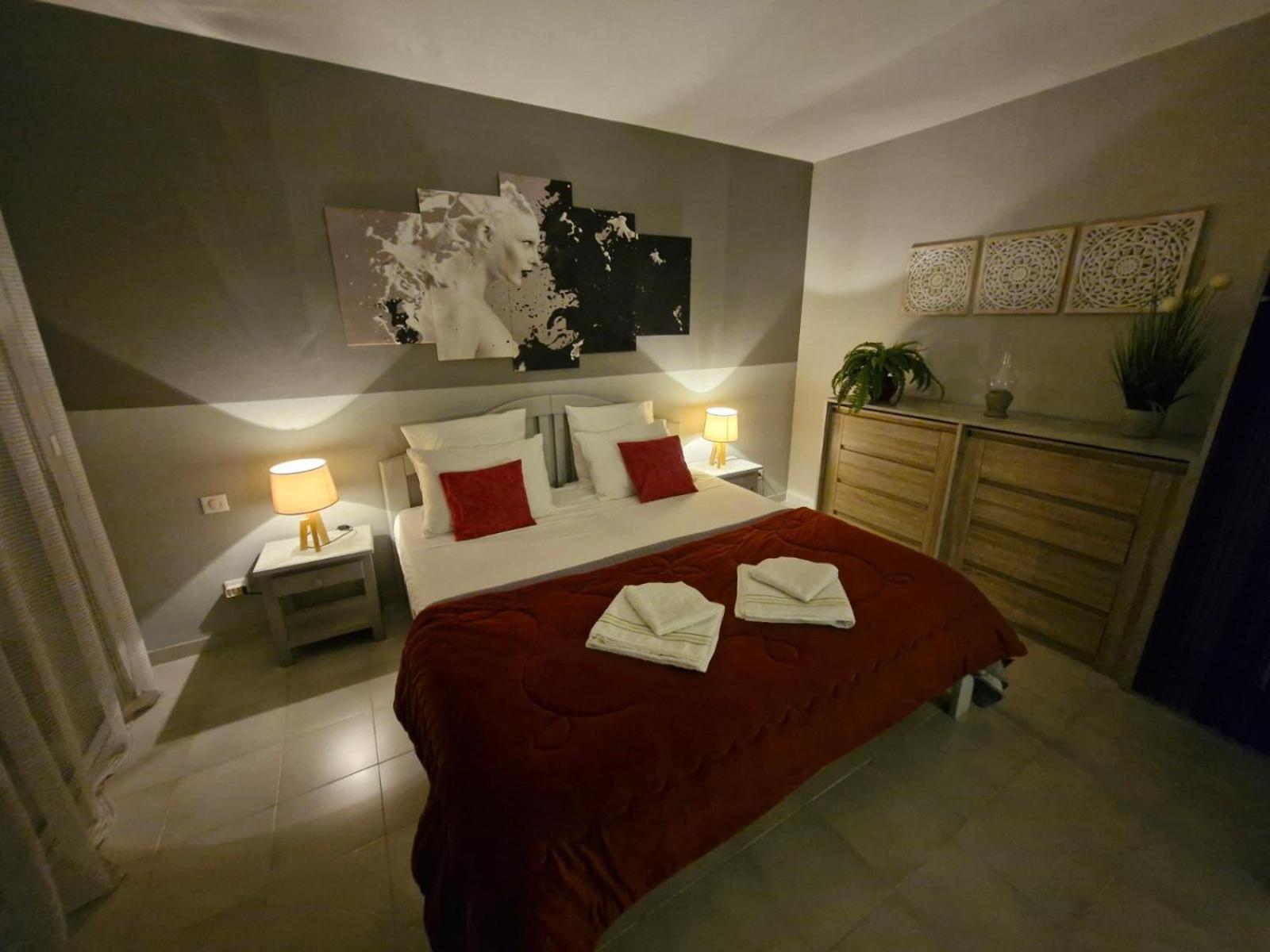 Villa Bella Sun&SPA, Piscine&jacuzzi privés, Suites d'Exception Exclusivement Couple Agde Extérieur photo
